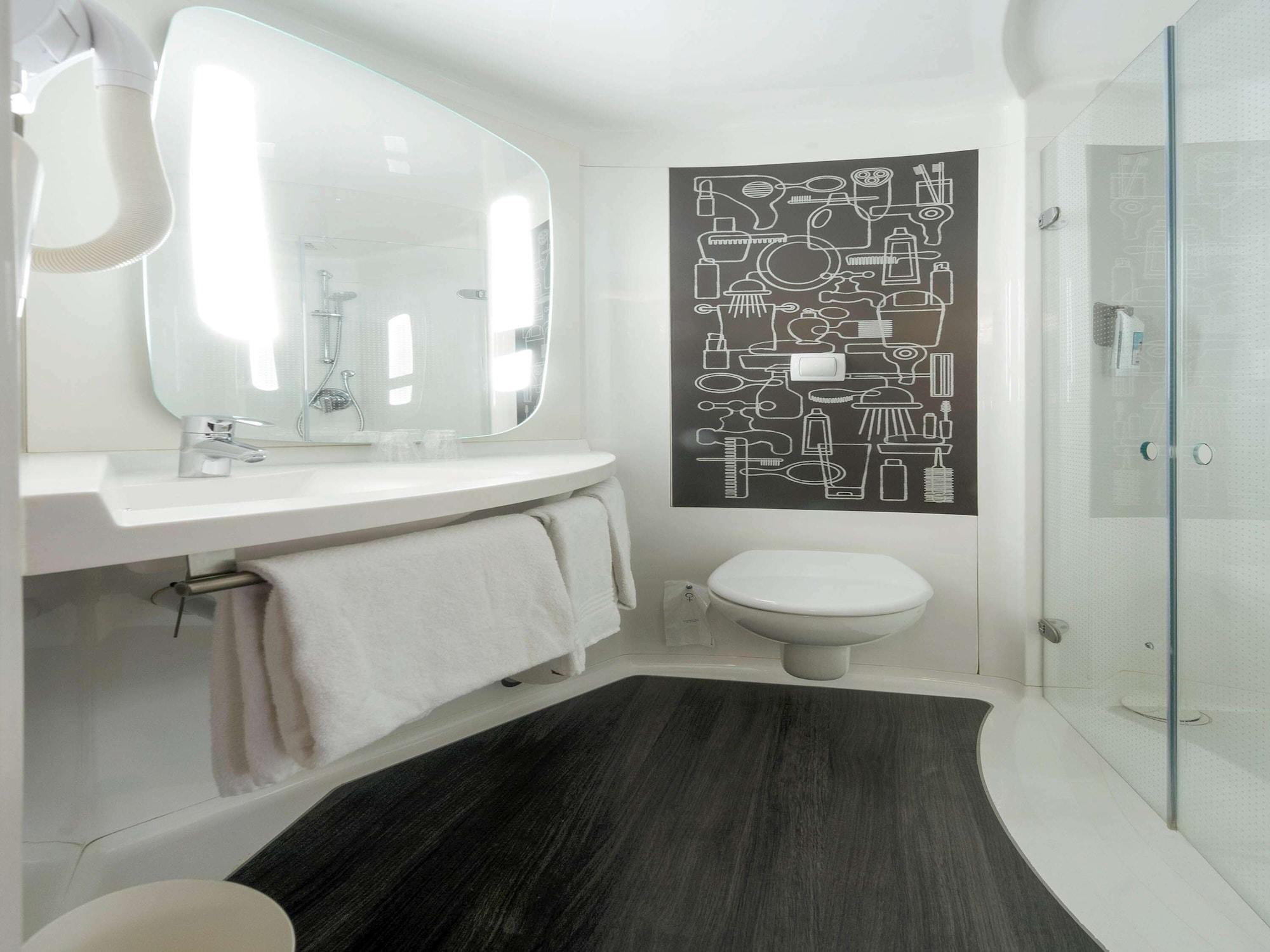 Ibis Centre Champ De Mars 3* Rouen