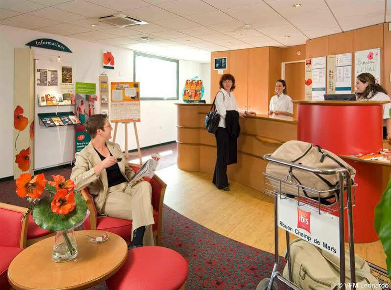 Hotel Ibis Centre Champ De Mars 3*