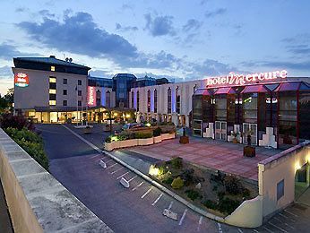 Ibis Centre Champ De Mars 3*